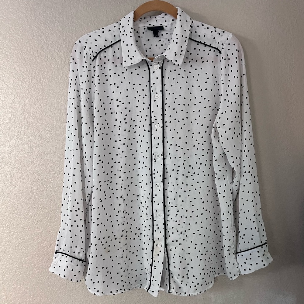 WHOWHATWEAR. POLKADOT BLOUSE - Large